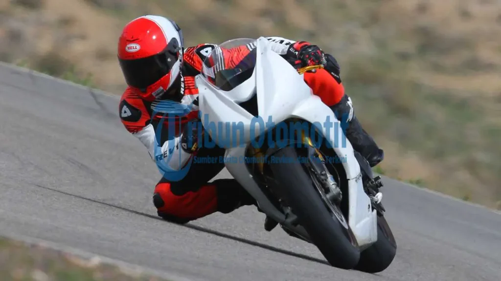 Cek 5 Fitur Keamanan Standar yang Wajib Ada di Wearpack Balap