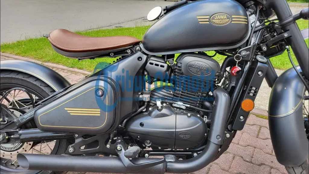 Daya Tarik Jawa Perak 350 CL, Sportster Bobber Legendaris dengan Performa Mengagumkan