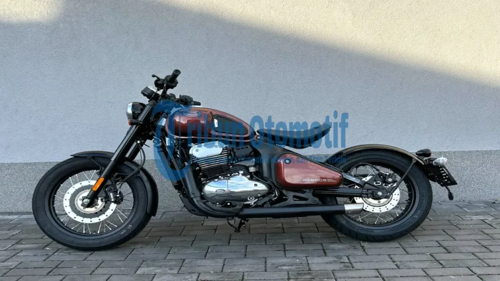 Daya Tarik Jawa Perak 350 CL, Sportster Bobber Legendaris dengan Performa Mengagumkan