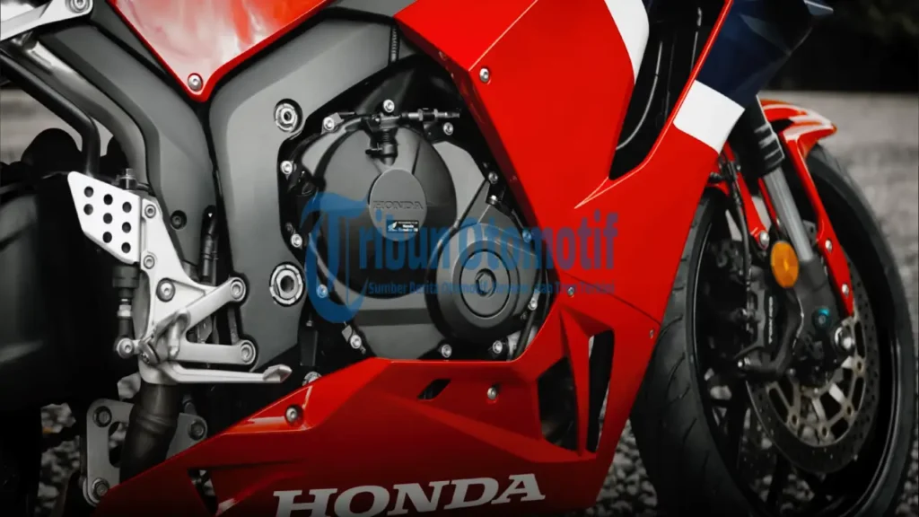 Desain Honda CBR 600RR Bikin Akselerasi Tetap Stabil di Sirkuit
