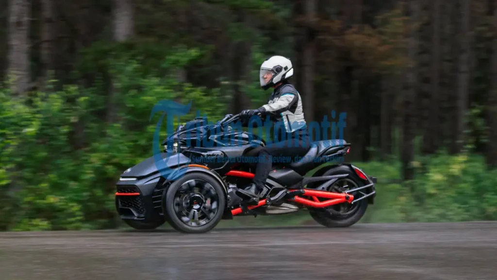 Detail Spesifikasi Can-Am Spyder F3: Trike (Roda Tiga) Mewah dengan Torsi 130 Nm 5000 RPM