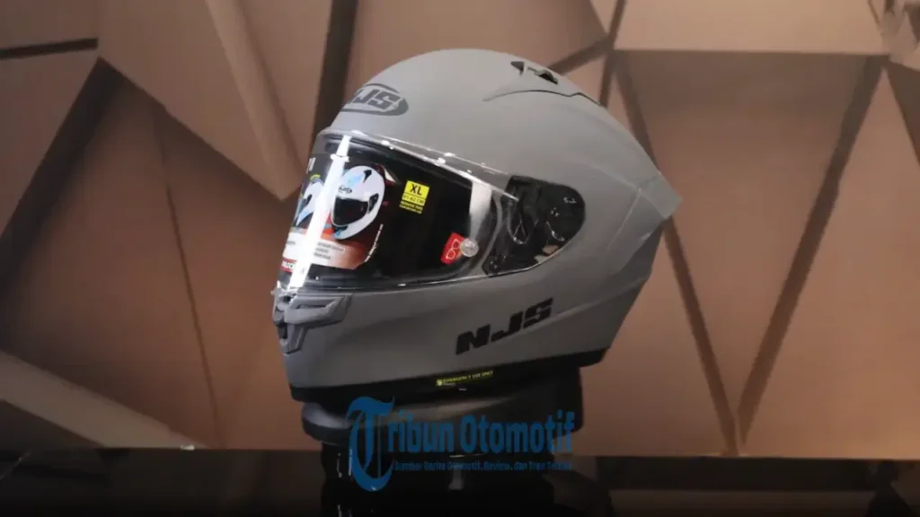Helm NJS ZX-1R Solid: Review Fitur, Desain, dan Harga Terbaru