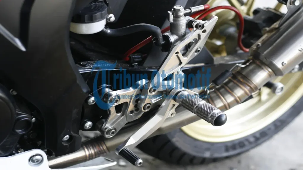 Maksud dan Tujuan Pemasangan Footstep Underbone Pada Motor