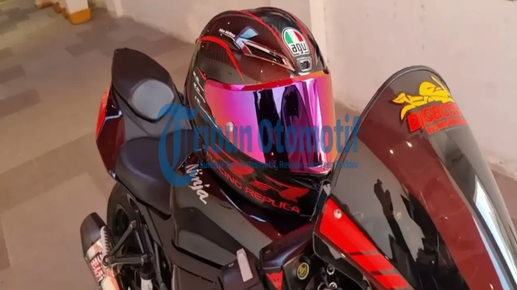 Rekomendasi Helm AGV yang Cocok Buat Dipakai Touring