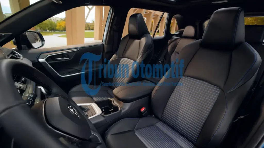 Review Toyota RAV4 2025: Mobil SUV Hybrid Berdesain Stylish