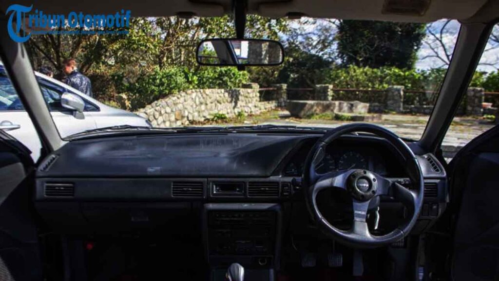 Mazda Astina: Mobil Pop-Up Headlamp yang Pernah Jadi Idola