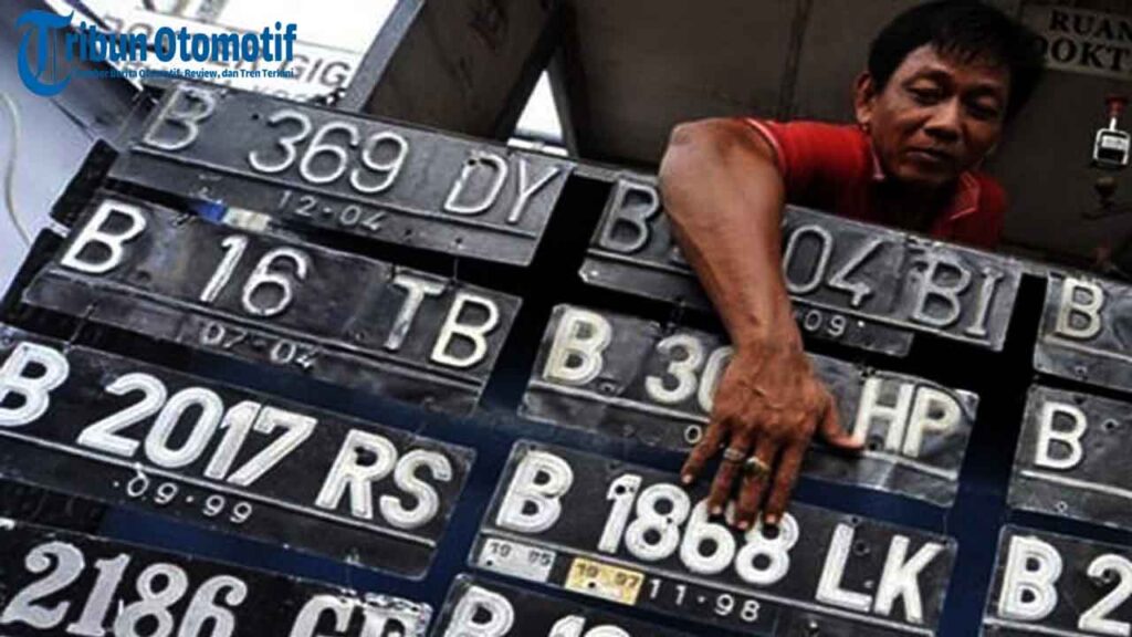 Rahasia Plat Motor: Arti Huruf, Warna, dan Wilayahnya