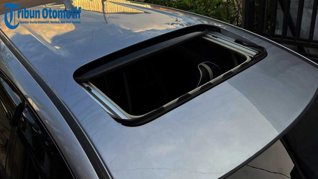 Fungsi Sebenarnya Sunroof Mobil yang Jarang Diketahui