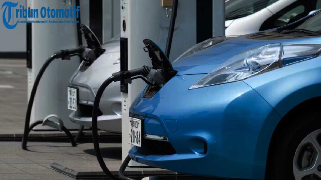 Dua Teknologi Hybrid di Era Mobil Ramah Lingkungan